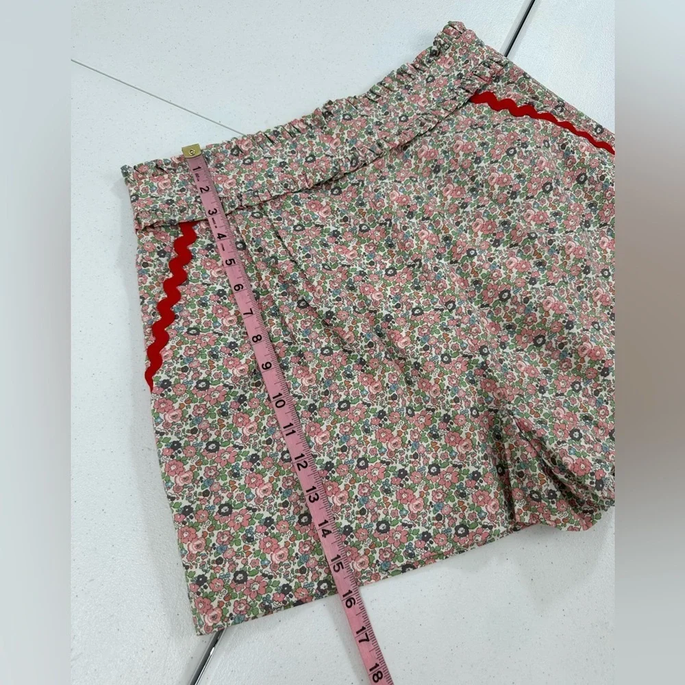 English Factory Micro Floral Ruffle Waist Shorts Red Trim Cottagecore Size Large